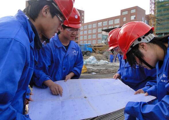 河南省工业学校建筑工程施工专业好吗？