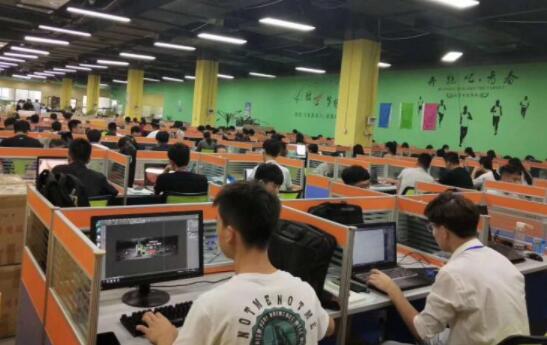 河南省工业学校电子商务有哪些专业？